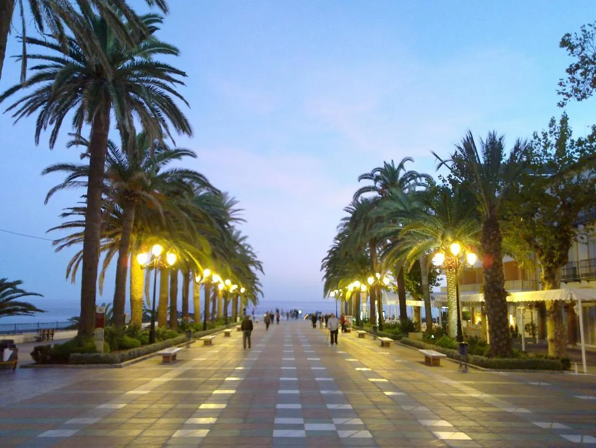 R1320 - Las Fuentes Apartment Nerja