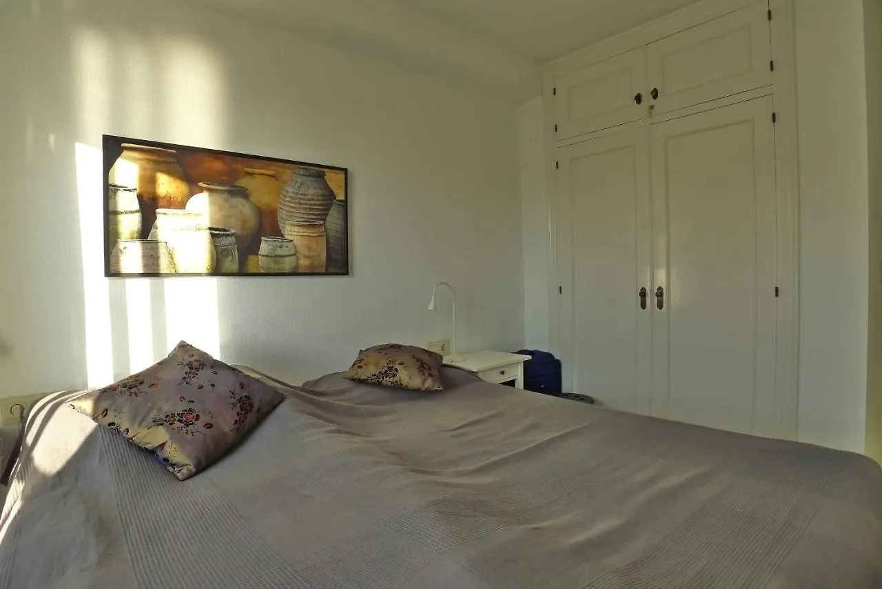 R1320 - Las Fuentes Apartment Nerja Spain