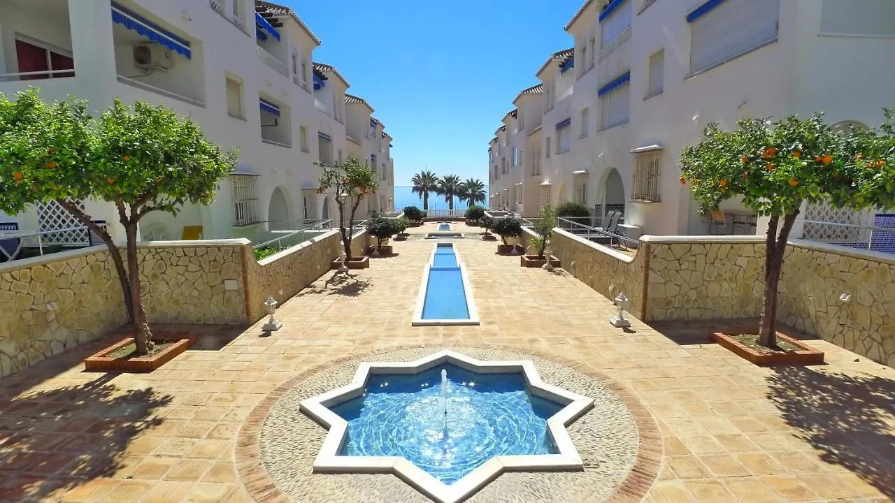 R1320 - Las Fuentes Apartment Nerja Spain